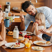 Come una corretta alimentazione può migliorare l’energia e il benessere quotidiano